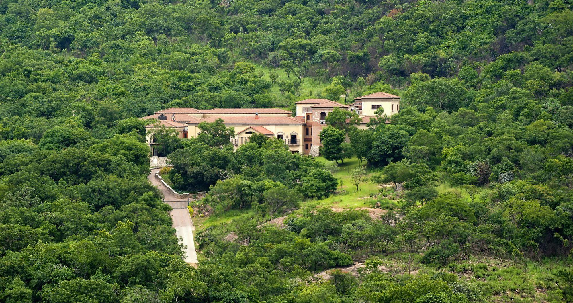 La Villa Vita Mbombela Bagian luar foto